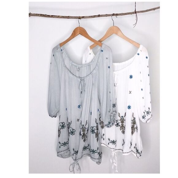 white Boho Floral Embroidered Woven Top - Picture 10 of 13